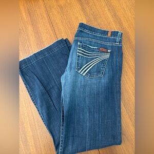 7 For All Mankind. Dojo size 7 ladies